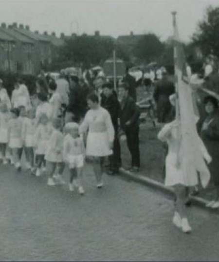 Filmstill uit Dorpsfilm Rijswijk, 1967 (collectie Streekarchief Langstraat Heusden Altena nr. 368)