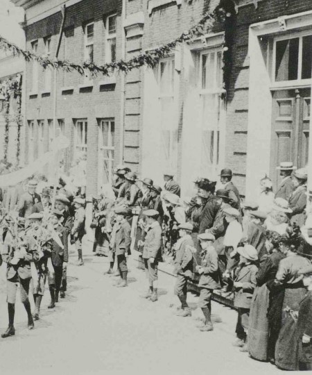 De Congregatie van Sint Jan, 's-Hertogenbosch ca. 1916 (collectie Erfgoed 's-Hertogenbosch 0005823)