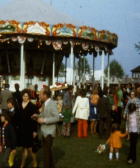 Kermis, Heesch 1973 (filmstill uit HEE-11)