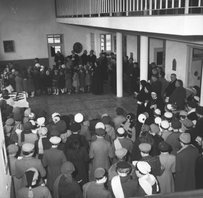 Inzegening en officiële opening Meisjesschool, Gemonde 1955