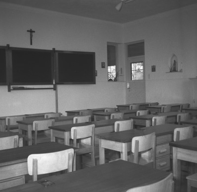 Inzegening en officiële opening Meisjesschool