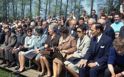 Vrouwen en mannen, jong en oud, iedereen was welkom. Liempde 1967