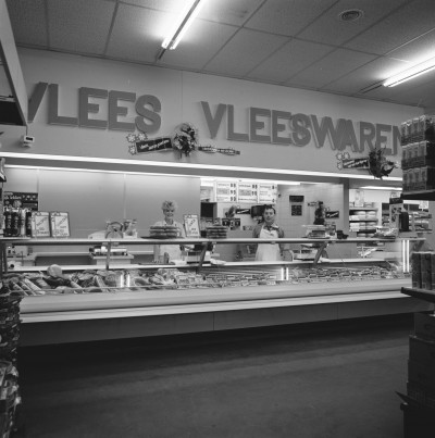 Slagerij in de supermarkt, Grave