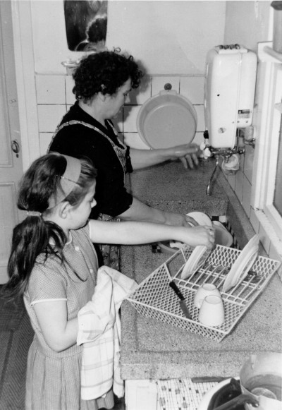Aan de afwas, Reek 1964