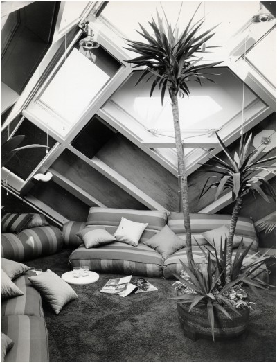 Interieur van een kubuswoning. Helmond, 1975