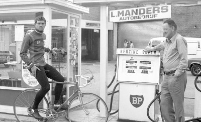 Benzinestation van Manders aan de Boschweg. Schijndel, begin jaren 80.
