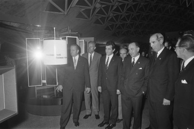 Spaanse minister in het Evoluon
