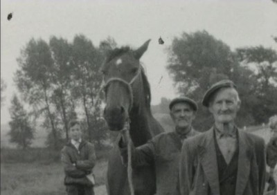 Filmstill uit Dorpsfilm Rijswijk, 1967 (collectie Streekarchief Langstraat Heusden Altena nr. 368)