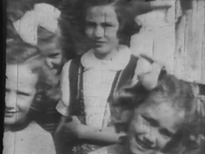 Filmstill uit Dorpsfilm Terheijden 1953 (collectie BHIC nr. BHIC-000076)