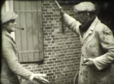 Filmstill uit Dorpsfilm Hooge Mierde 1960 (via YouTube)