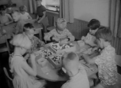 Filmstill uit Dorpsfilm Sint-Jozefparochie 1958 (collectie RHCe nr. 226600)