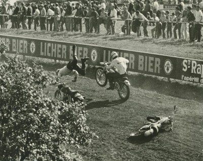 Aanrijding bij de motorcross tussen Vaclav Svastal en Bengt Aberg. Sint Anthonis, 1969
