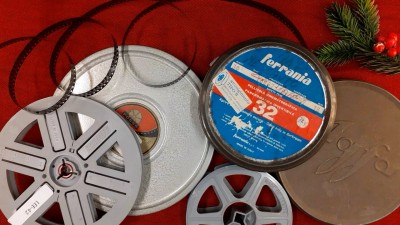 filmblikken op een rode achtergrond