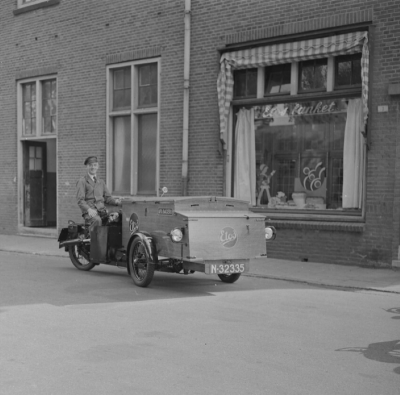 Etos Motor Carrier in 1949