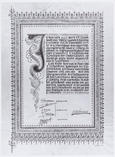 Het ondertekende document. Deze werd ingemetseld in de voet van het standbeeld en overgedragen aan het archief van Gemeente Tilburg.