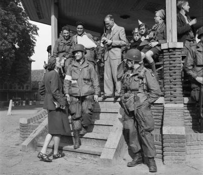 Bevrijding van Veghel, september 1944 (foto: Johan van Eerd, collectie BHIC nr. 1955-000047)