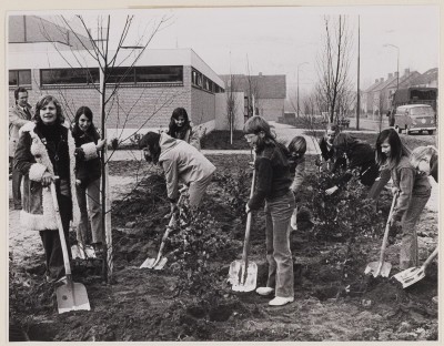 Boomplantdag 1973 in Baarle-Nassau