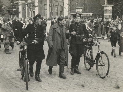 Opbrengen van krijgsgevangenen op de Vestdijk