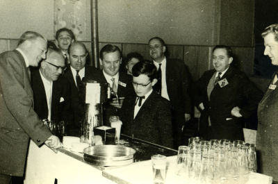 Biertapwedstrijd De Bonte Os Budel, ca. 1962