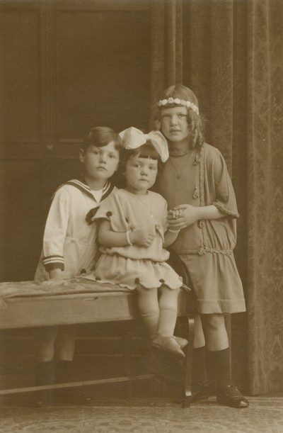 Kinderfoto Jan, Ria en Jet.