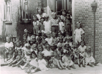 Basisschool in het Batadorp, 1947
