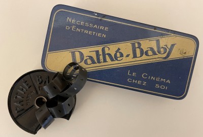 Doosje en filmrol 9,5 mm (Pathe baby)