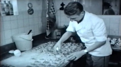Filmstill uit dorpsfilm breugel 1963 (HKKSON-12)