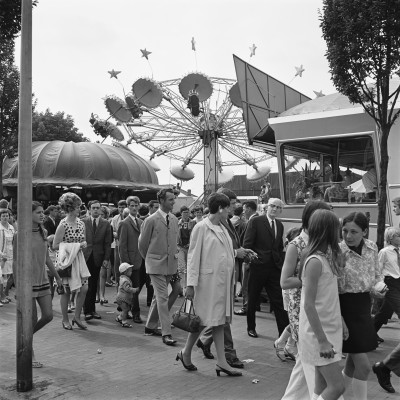 Zweefmolen op de kermis