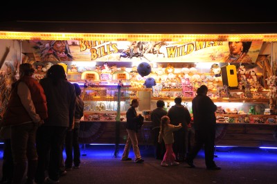 Kraam op de kermis in Alphen