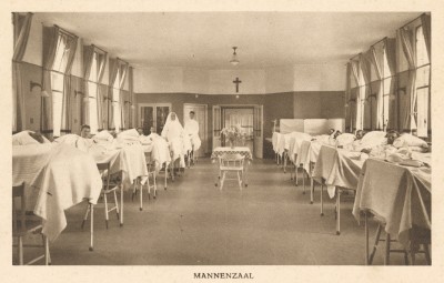 Mannenzaal St. Elisabethziekenhuis aan de Jan van Beverwijckstraat