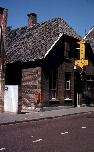 Chinees Indisch restaurant Verre Oosten, Vught 1976 (foto: Vera Delleman-de Kort, collectie BHIC nr. 1923-002064) 