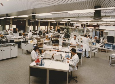 Het klinisch chemisch laboratorium van het Elisabethziekenhuis. Tilburg, 1992