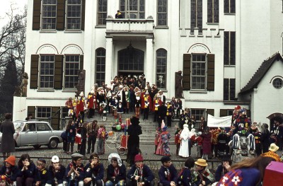 Kinderoptocht op carnavalsdinsdag, Vught ca. 1972 (foto: Vera Delleman-de Kort, collectie BHIC nr. 1923-002746)