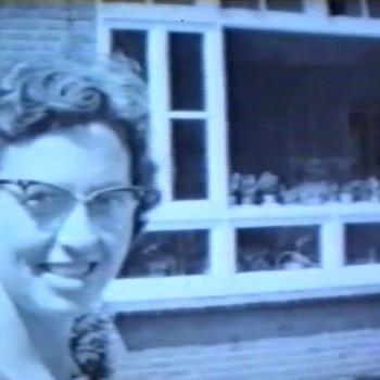 Filmstill uit Dorpsfilm Wijk en Aalburg, 1963-1967 (collectie Streekarchief Langstraat Heusden Altena nr. 411)